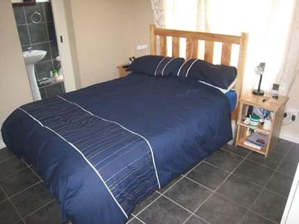 To Let 3 Bedroom Property for Rent in Somerset West Western Cape
